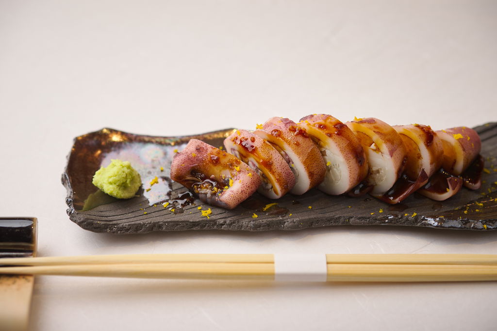 6-Course Omakase Sushi Course with Japanese Sake Pairing