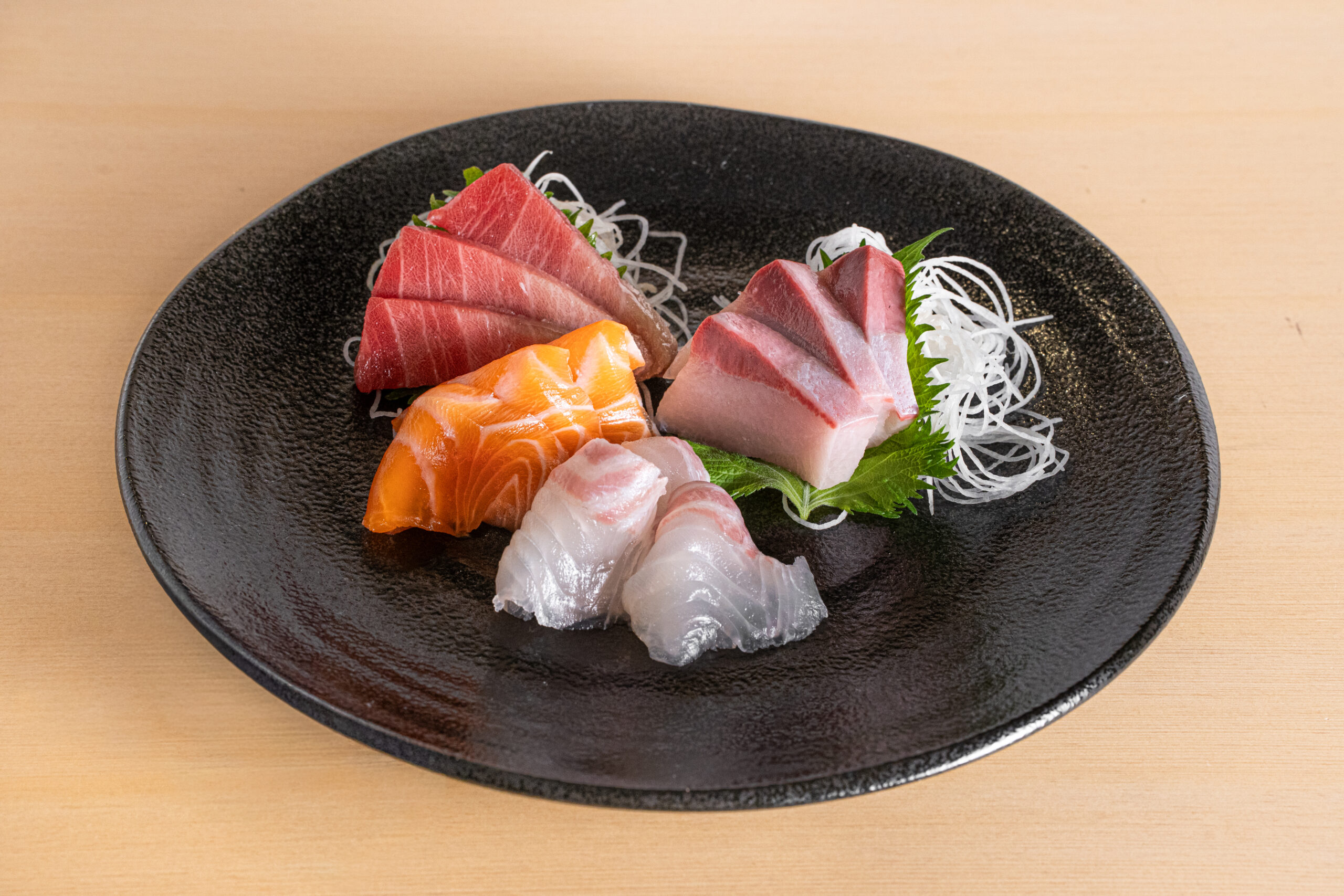 6-Course Seafood Tempura Kaiseki with Fresh Sashimi